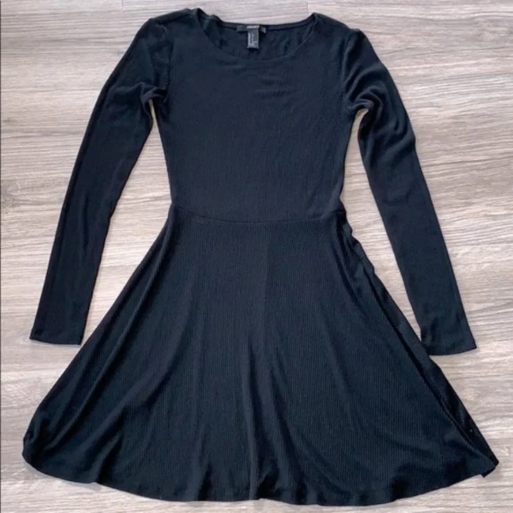 Longsleeve Mini Skater Knit Dress Black Size Small - Picture 2 of 9